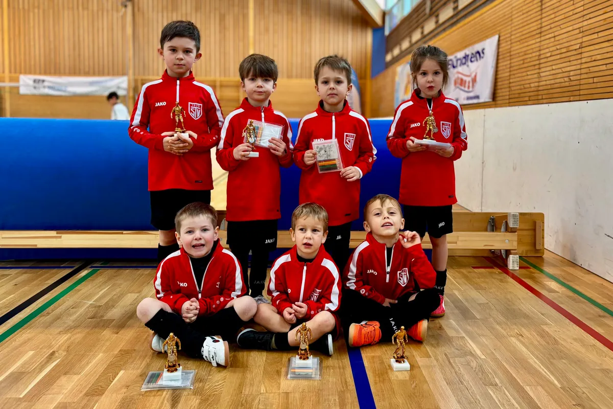 Bambini überzeugen bei Hallenturnieren