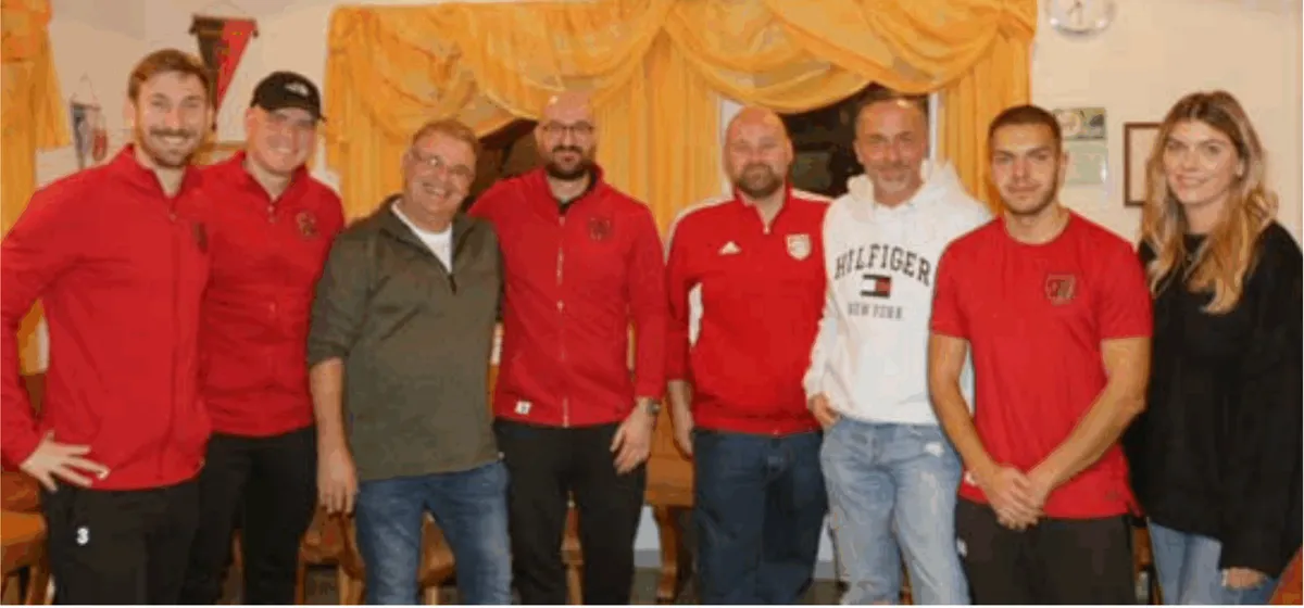 Neue Vorstandschaft des SV Tiefenbach
